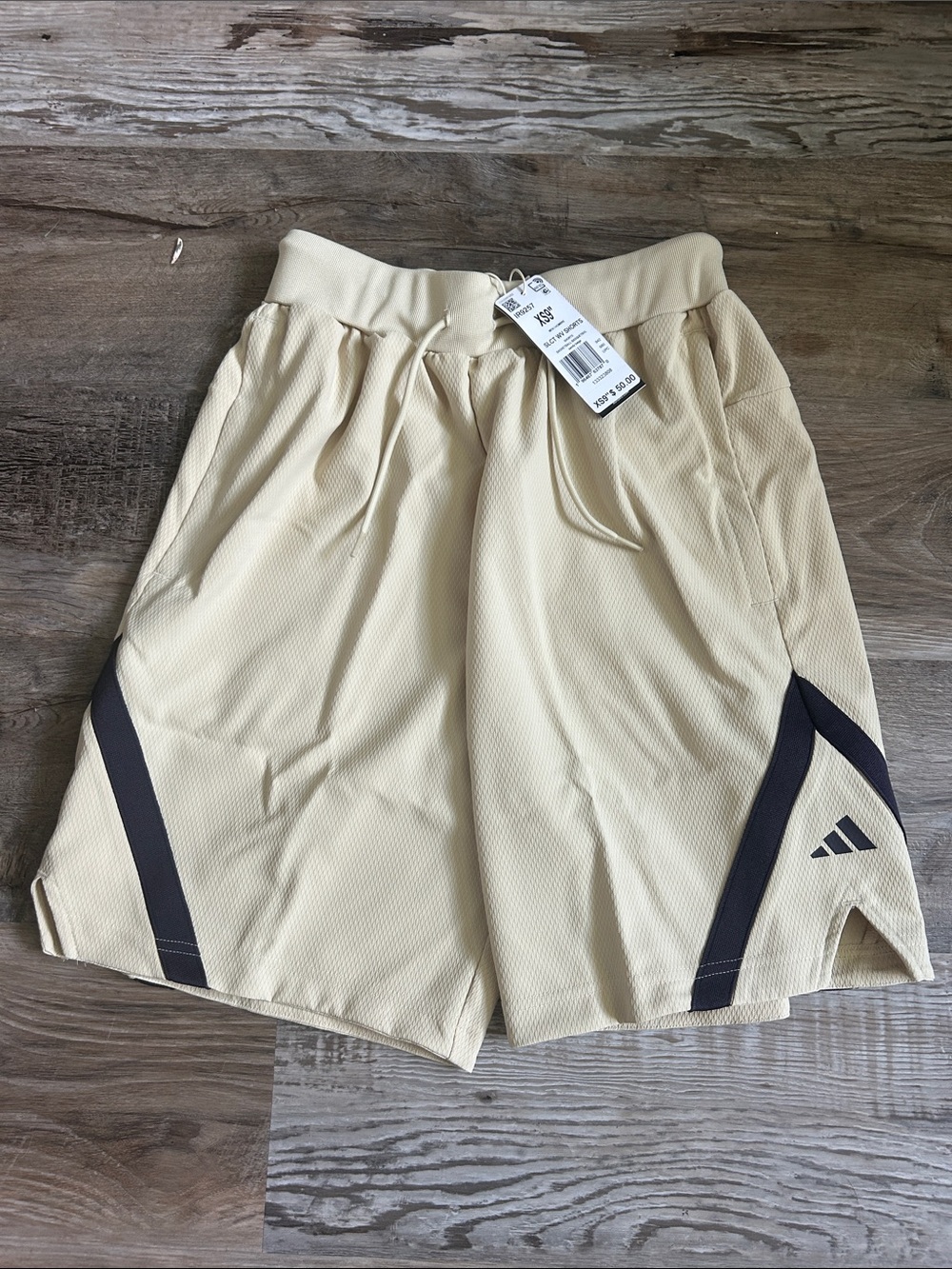 NWT adidas Men’s Beige Athletic Shorts with Black Trim XS